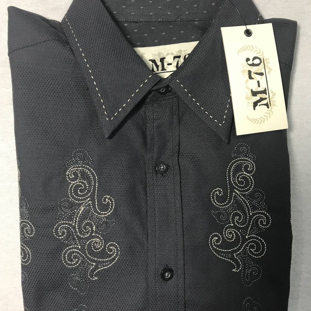 M76 Long Sleeve Button Up Sz M